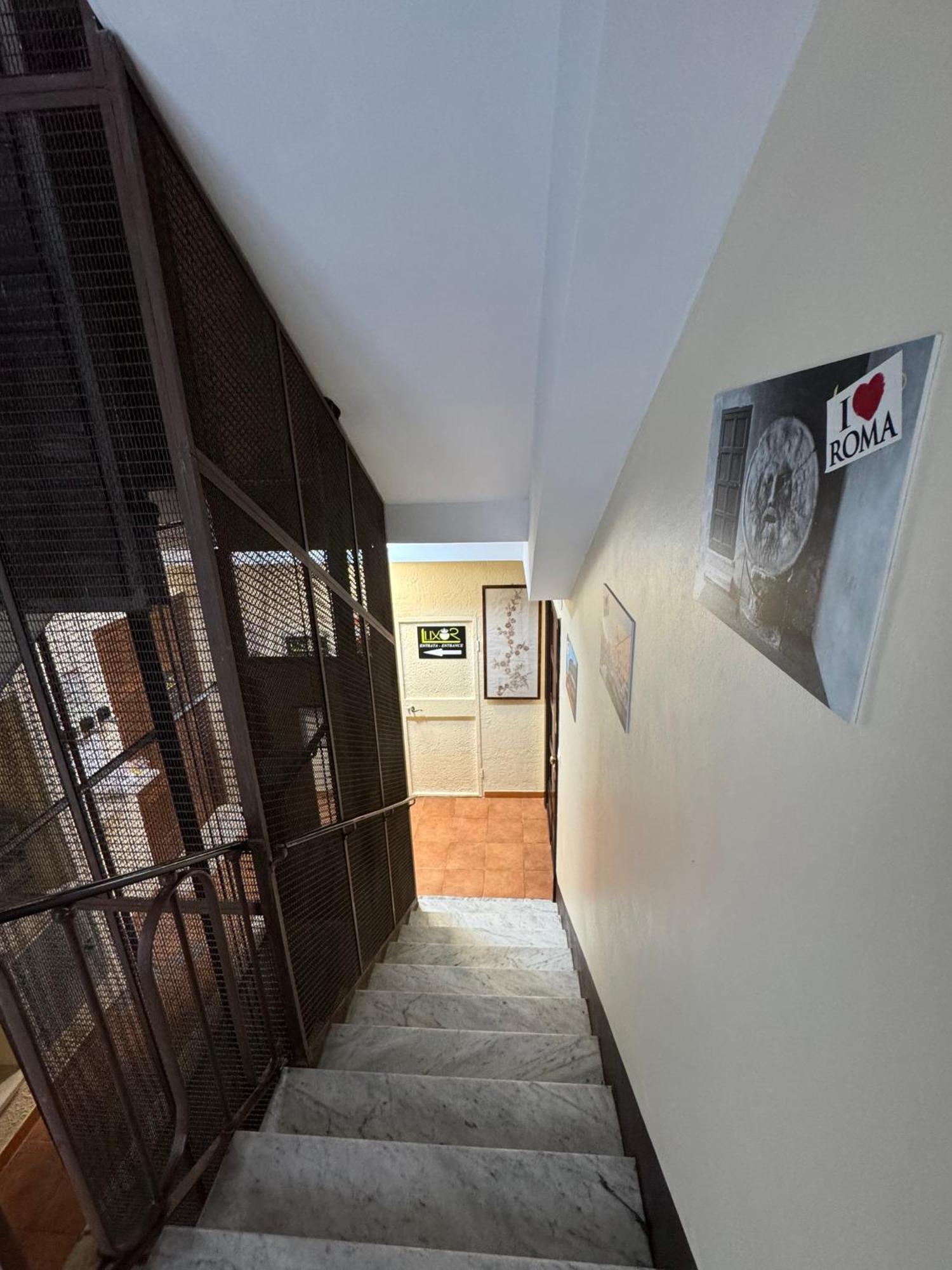 Luxor Eco Roma Casa E Appartamento Per Vacanze In Centro Piazza Bologna, Colosseo, Piazza Di Spagna, Vaticano, San Pietro, Sapienza, Fontana Di Trevi, Piazza Navona, Trastevere, Tiburtina, Termini, Aeroporto Luaran gambar