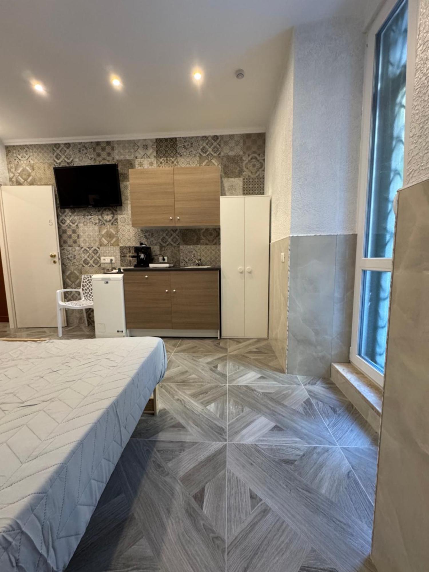 Luxor Eco Roma Casa E Appartamento Per Vacanze In Centro Piazza Bologna, Colosseo, Piazza Di Spagna, Vaticano, San Pietro, Sapienza, Fontana Di Trevi, Piazza Navona, Trastevere, Tiburtina, Termini, Aeroporto Luaran gambar