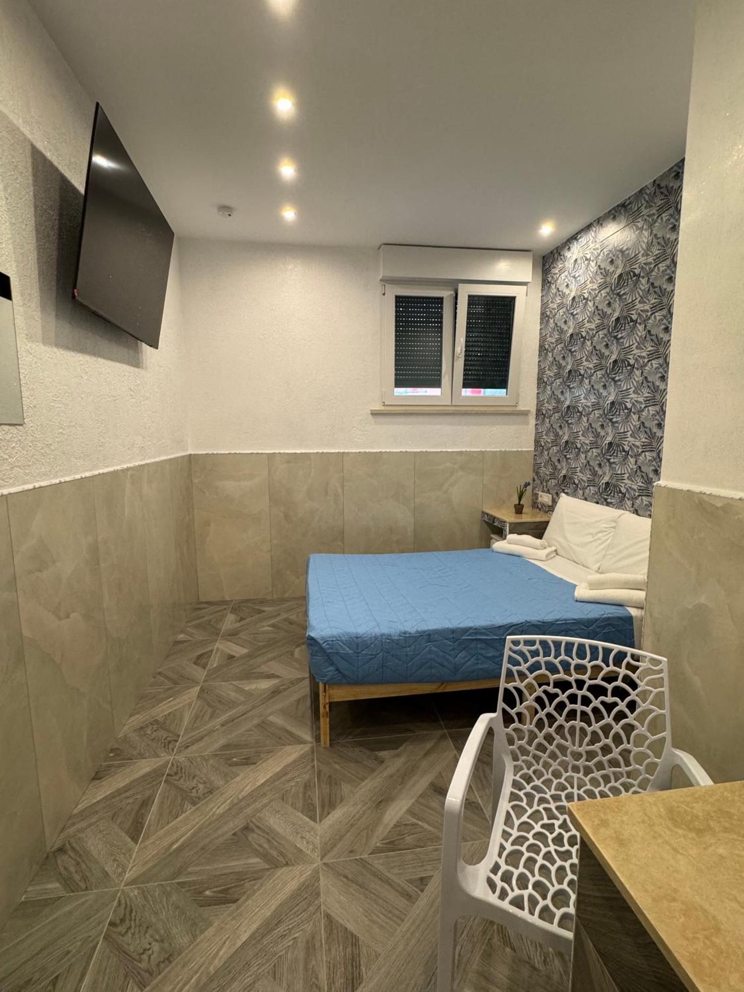 Luxor Eco Roma Casa E Appartamento Per Vacanze In Centro Piazza Bologna, Colosseo, Piazza Di Spagna, Vaticano, San Pietro, Sapienza, Fontana Di Trevi, Piazza Navona, Trastevere, Tiburtina, Termini, Aeroporto Luaran gambar