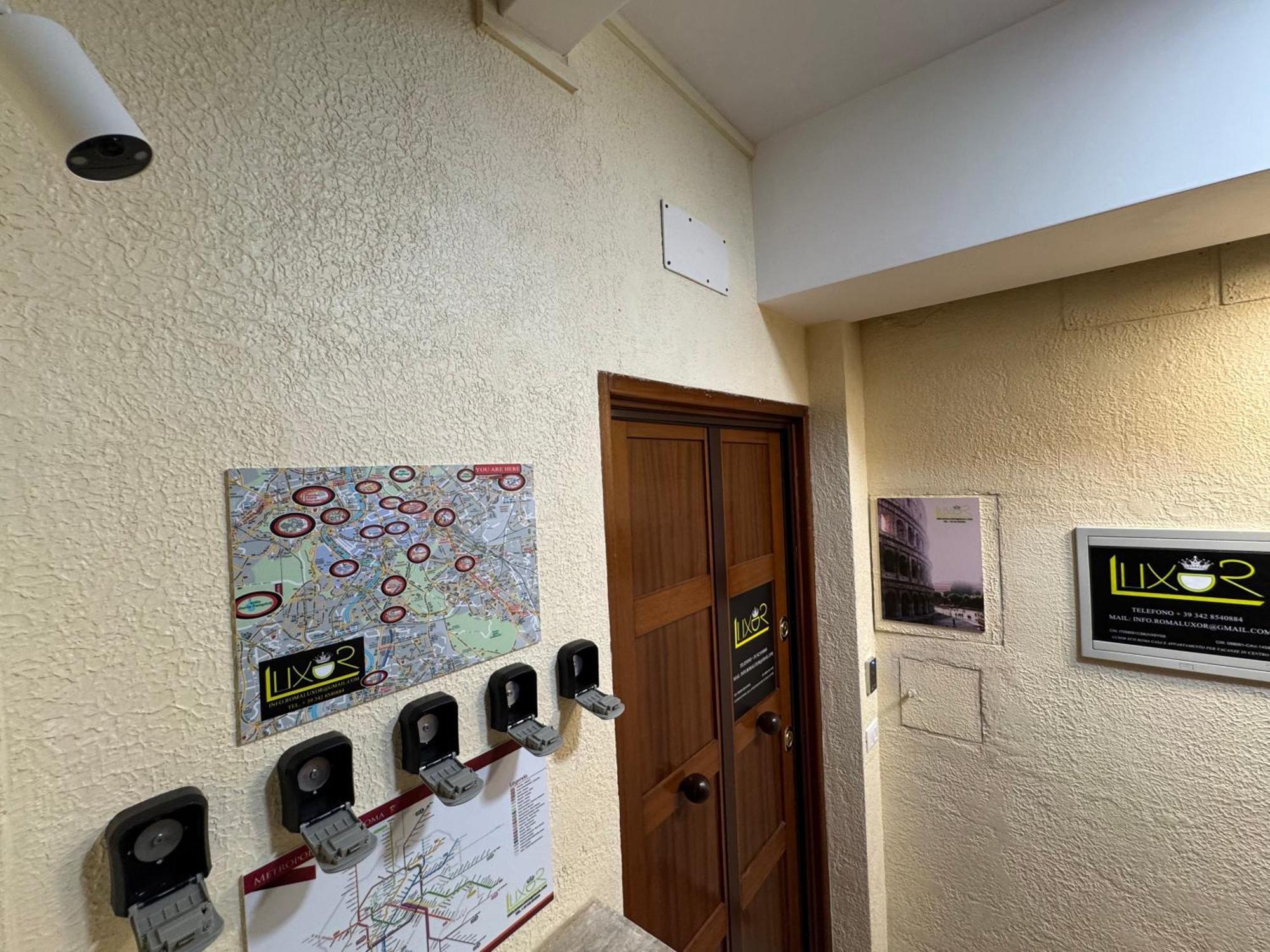 Luxor Eco Roma Casa E Appartamento Per Vacanze In Centro Piazza Bologna, Colosseo, Piazza Di Spagna, Vaticano, San Pietro, Sapienza, Fontana Di Trevi, Piazza Navona, Trastevere, Tiburtina, Termini, Aeroporto Luaran gambar