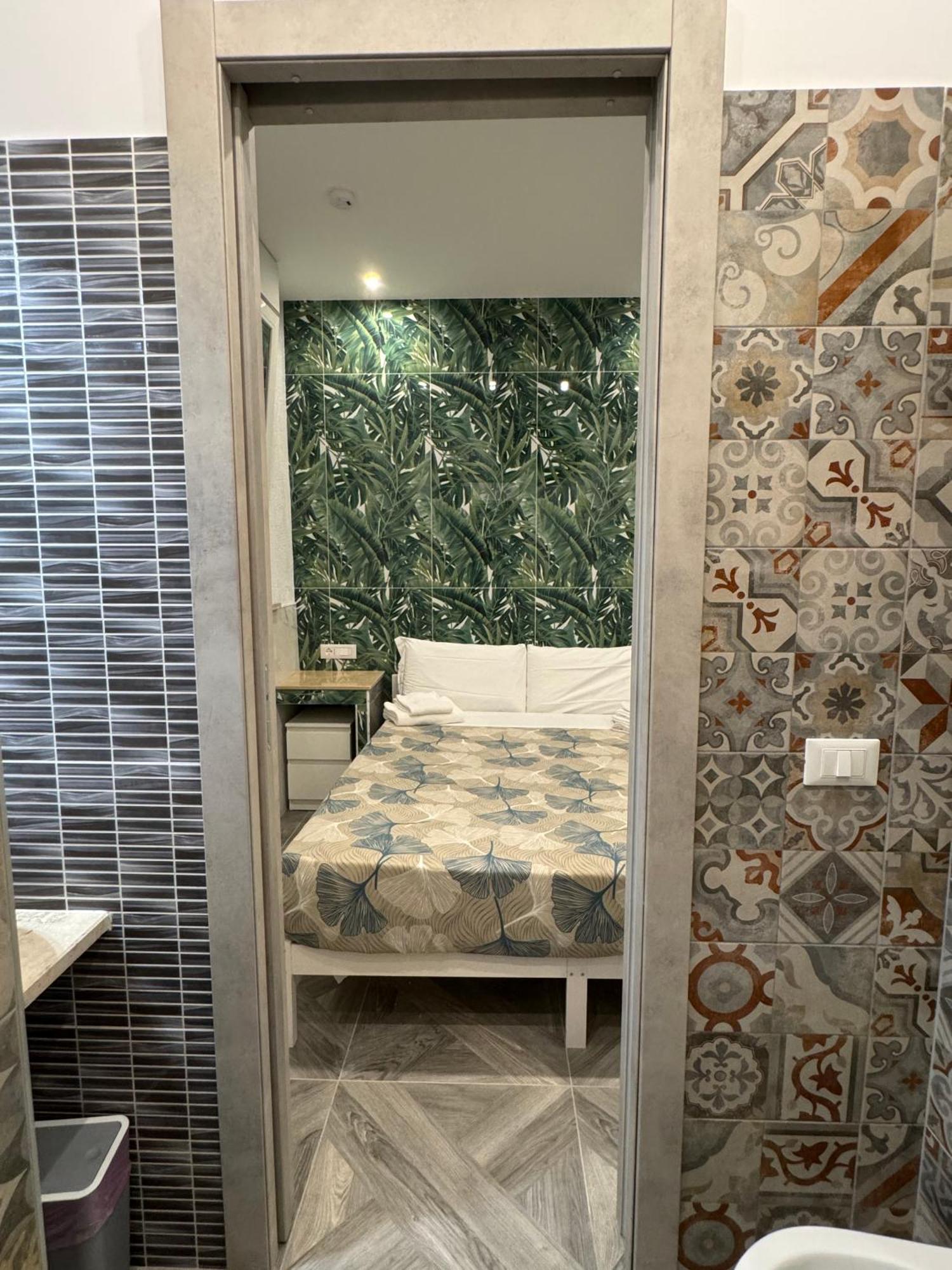Luxor Eco Roma Casa E Appartamento Per Vacanze In Centro Piazza Bologna, Colosseo, Piazza Di Spagna, Vaticano, San Pietro, Sapienza, Fontana Di Trevi, Piazza Navona, Trastevere, Tiburtina, Termini, Aeroporto Luaran gambar