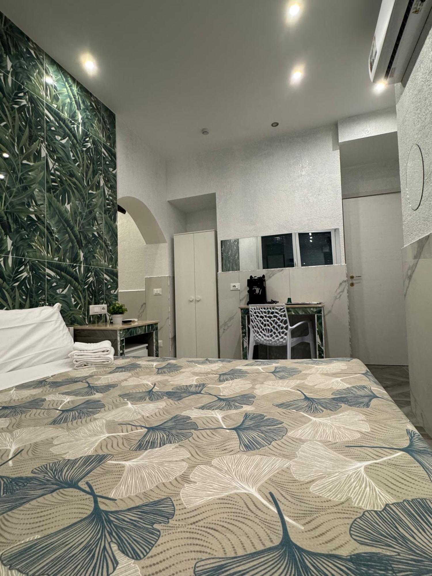 Luxor Eco Roma Casa E Appartamento Per Vacanze In Centro Piazza Bologna, Colosseo, Piazza Di Spagna, Vaticano, San Pietro, Sapienza, Fontana Di Trevi, Piazza Navona, Trastevere, Tiburtina, Termini, Aeroporto Luaran gambar